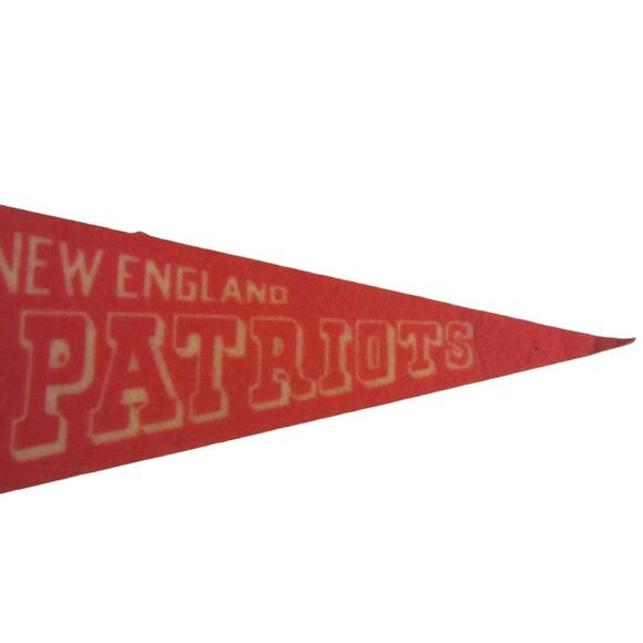 Vintage New England Patriots NFL Felt Pennant Retro Football Memorabilia - Picture 4 of 7